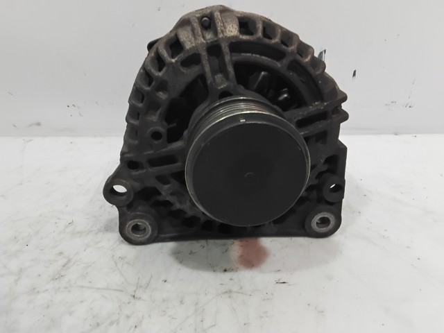 045903023 VAG Alternador  disponible Vigo