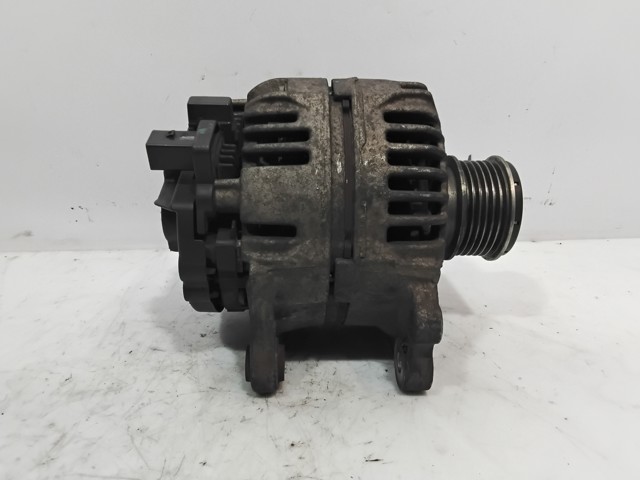 045903023 VAG Alternador  comprar en Lleida