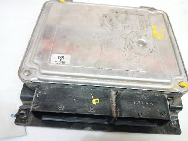 045906013AB Unidad de control del motor (ECU)  comprar en Zaragoza