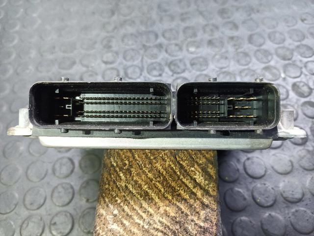 045906019BG ECU  en stock Granada