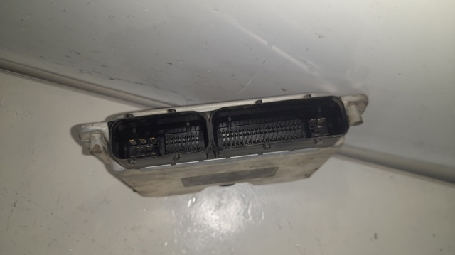 VAG 045906019BQ Unidad de control del motor (ECU)  disponible España