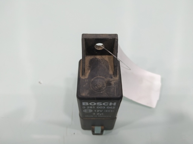 VAG 045907282A Relé de los calentadores  en stock Salamanca