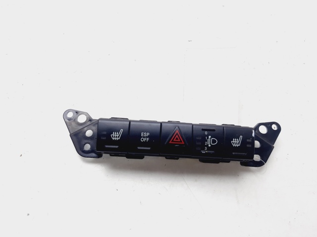 Precio del repuesto Interruptor warning Patriot  SUV