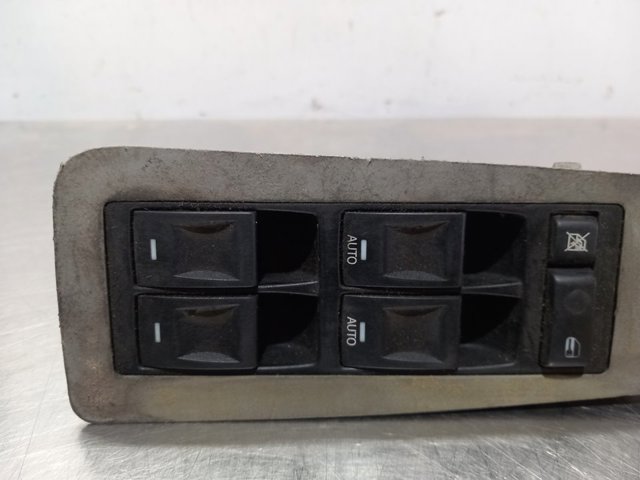 04602736AA Unidad de control de elevalunas delantera izquierda  comprar en Reus