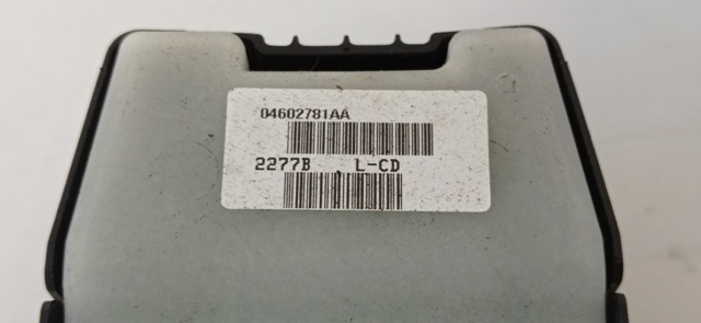 04602781AA CHRYSLER Interruptor de elevalunas delantera izquierda  en stock Córdoba