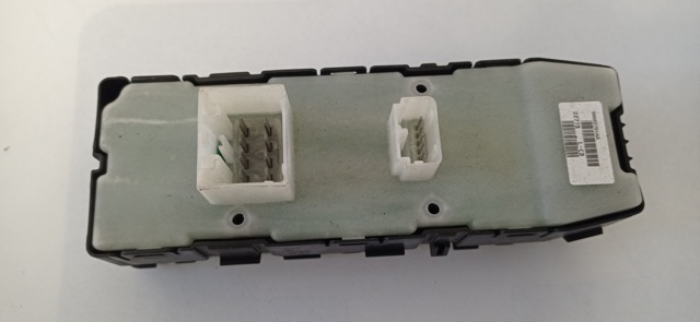 04602781AA Unidad de control de elevalunas delantera izquierda  comprar en Pontevedra