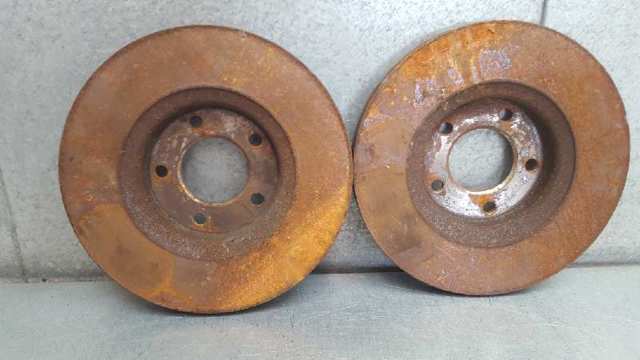 Freno de disco delantero 04683918AD CHRYSLER