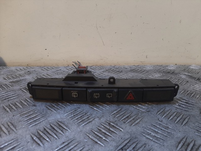 04685925AA CHRYSLER Bloque de botones de la consola central  comprar en Lleida