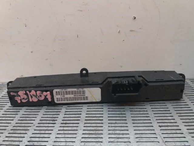 CHRYSLER 04685925AA Bloque de botones de la consola central  en stock Terrassa