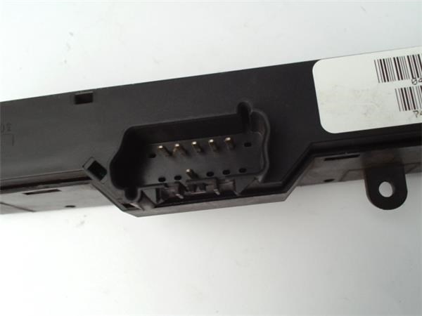 CHRYSLER 04685925AA Bloque de botones de la consola central  en stock Valencia