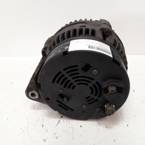 046903015F VAG Alternador  en stock Huelva