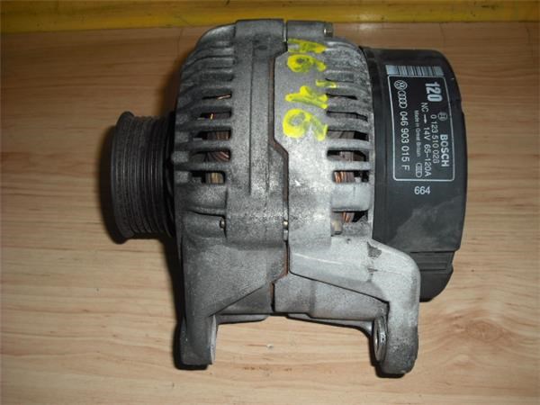 VAG 046903015F Alternador  disponible Valladolid