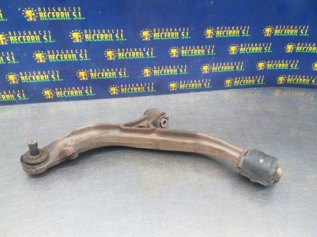 Brazo inferior izquierdo de la suspensión delantera 04694761AC CHRYSLER