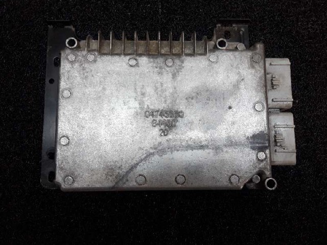 04745860 Unidad de control del motor (ECU)  comprar en Reus