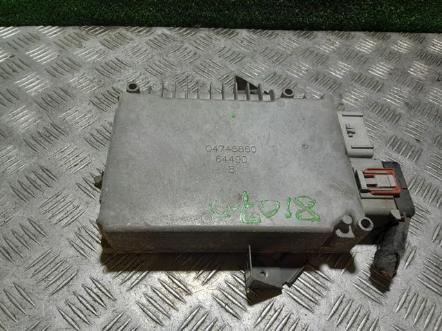 CHRYSLER 04745860 Unidad de control del motor (ECU)  disponible Valladolid