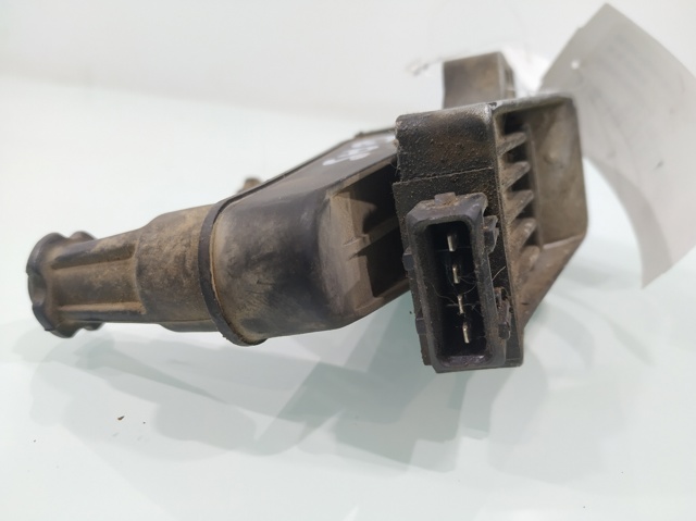 047905104 VAG Bobina de encendido  comprar en Jaén