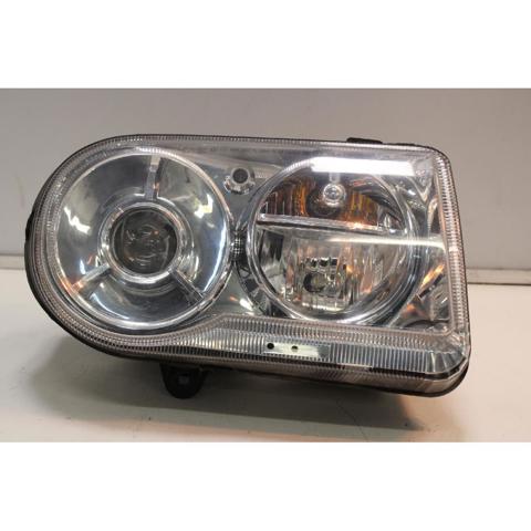 Precio del repuesto Faro delantero derecho 300  sedán