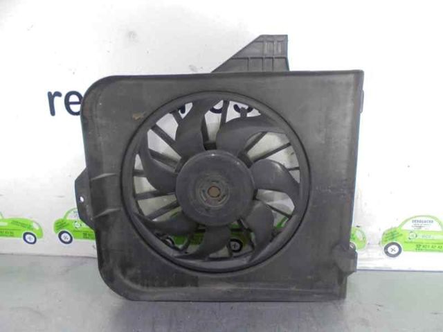 Ventilador (rodete +motor) refrigeración del motor con electromotor, izquierdo 04809171AF Chrysler