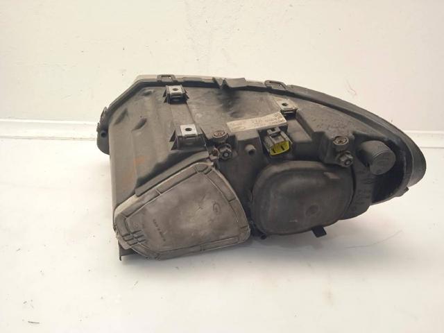 04857830AC CHRYSLER Faro derecho  disponible Vigo