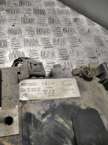 04857830AC CHRYSLER Faro derecho  comprar en Jaén