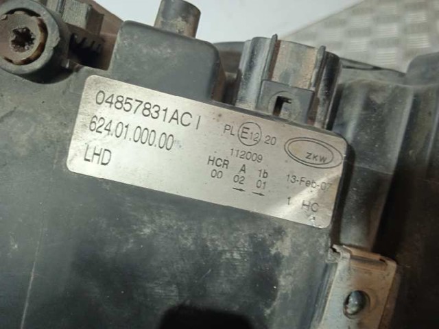 04857831AC Faro izquierdo  en stock Castellón