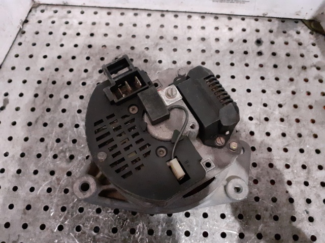 Alternador del motor 049903023T VAG