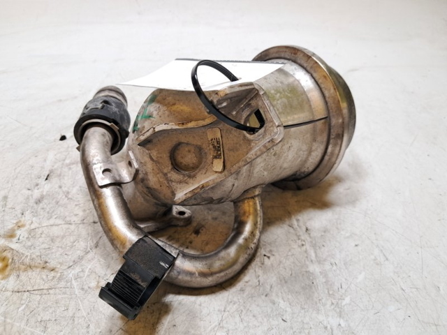 04B131512D VAG Enfriador de recirculación de gases de escape EGR  disponible Ourense