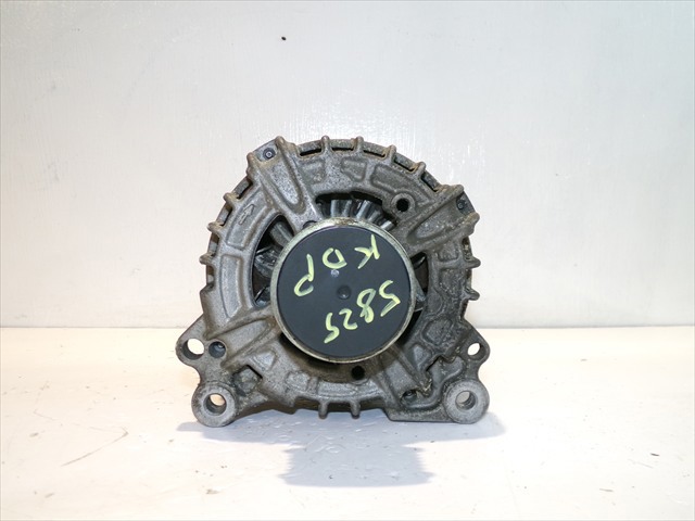 VAG 04B903023B Alternador  disponible Lugo