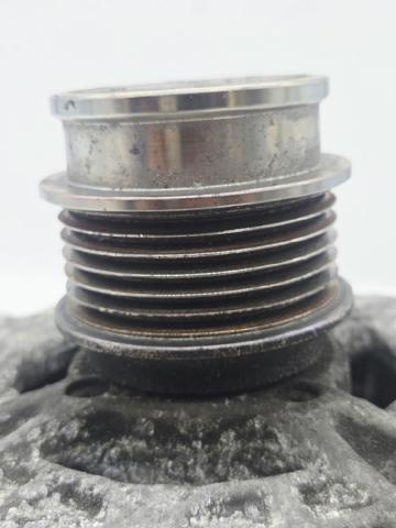 04B903023D Alternador  comprar en Reus