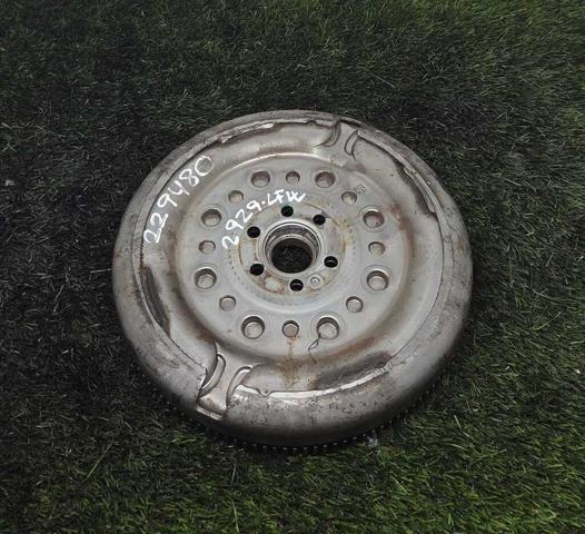 VAG 04C105266E Volante motor  en stock Salamanca