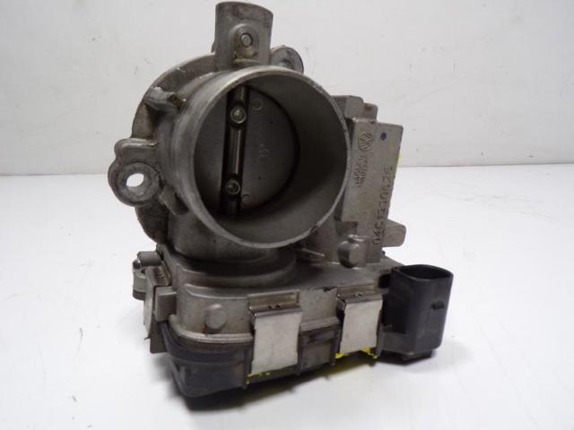 Caja de mariposa 04C133062C VAG