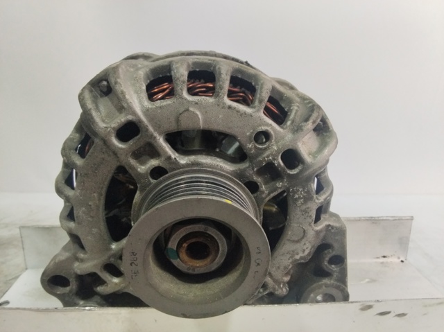04C903023B VAG Alternador  comprar en Oviedo
