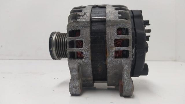 Alternador de coche 04C903023C VAG