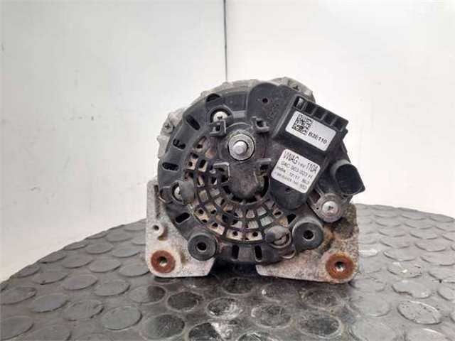 VAG 04C903023H Alternador  en stock Salamanca