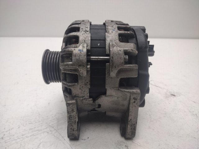 04C903023H VAG Alternador  comprar en Oviedo