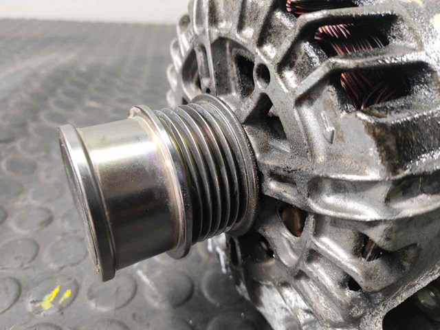 VAG 04C903023K Alternador  comprar en Murcia