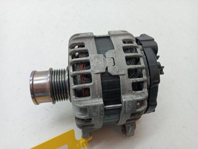 VAG 04C903023L Alternador  comprar en Albacete