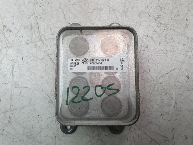 04E117021K Radiador de aceite  disponible Utrera