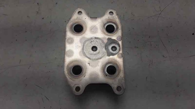 VAG 04E117021K Radiador de aceite  disponible Valladolid