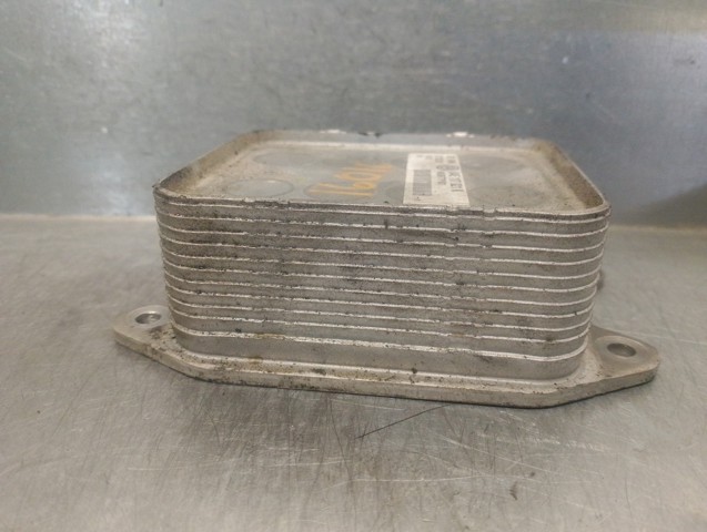 04E117021K Radiador de aceite  comprar en Zaragoza