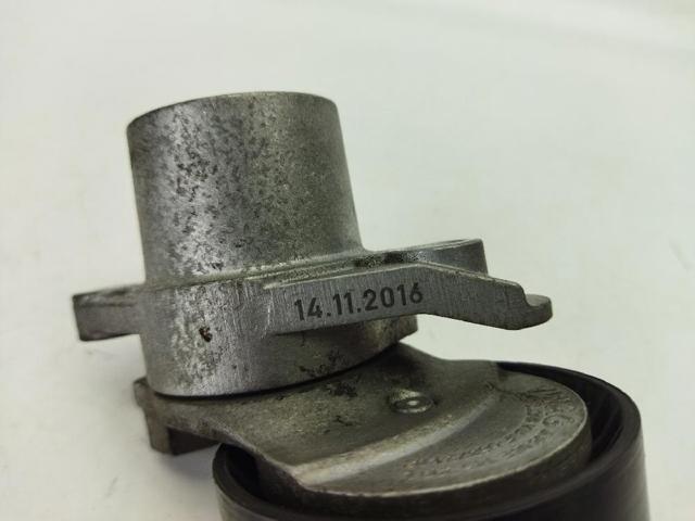 04E145299L Tensor de correa de accesorios  disponible Málaga