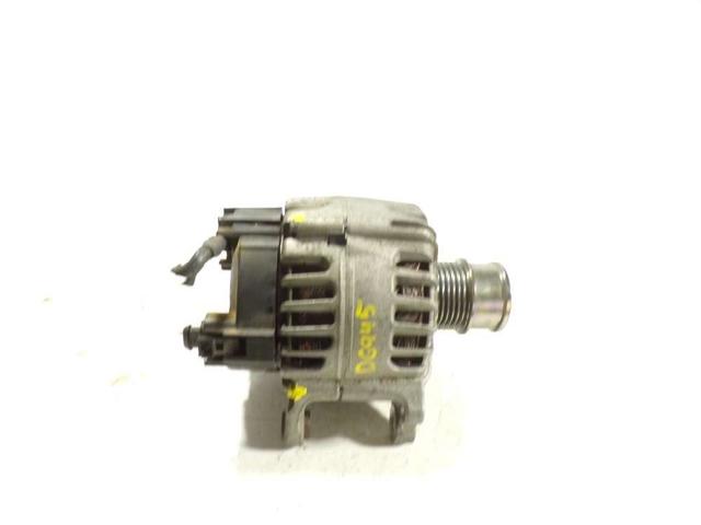 VAG 04E903015 Alternador  en stock Salamanca