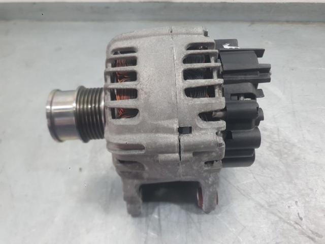 04E903015 VAG Alternador  comprar en Lleida