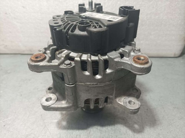 04E903015 VAG Alternador  comprar en Oviedo