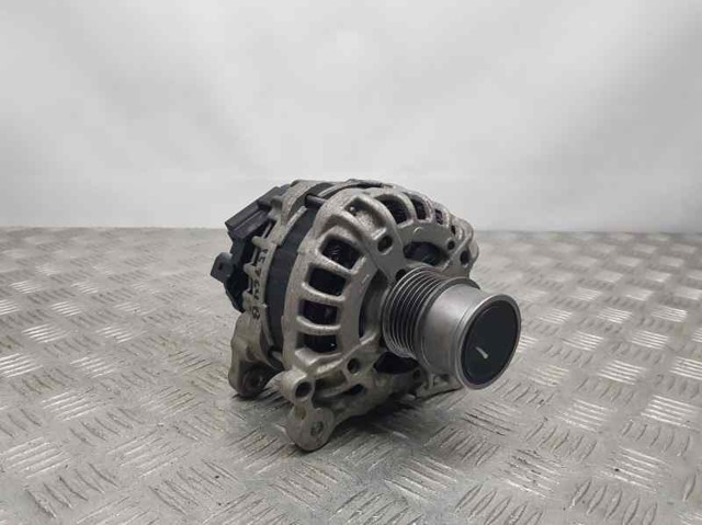 04E903015A Alternador  comprar en Pontevedra