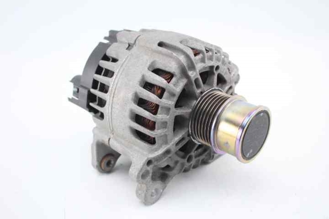 04E903015G VAG Alternador  comprar en Lleida