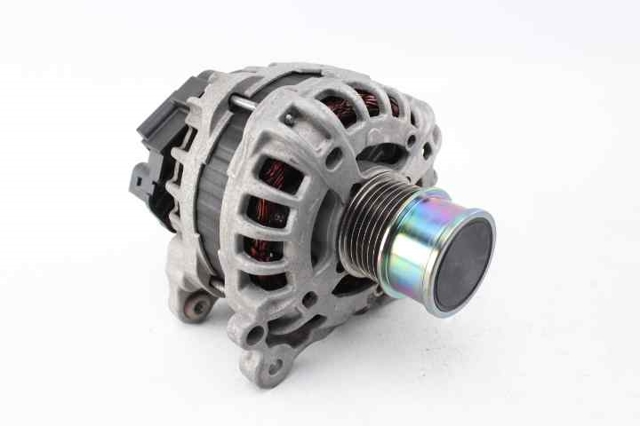 VAG 04E903015H Alternador  comprar en Murcia