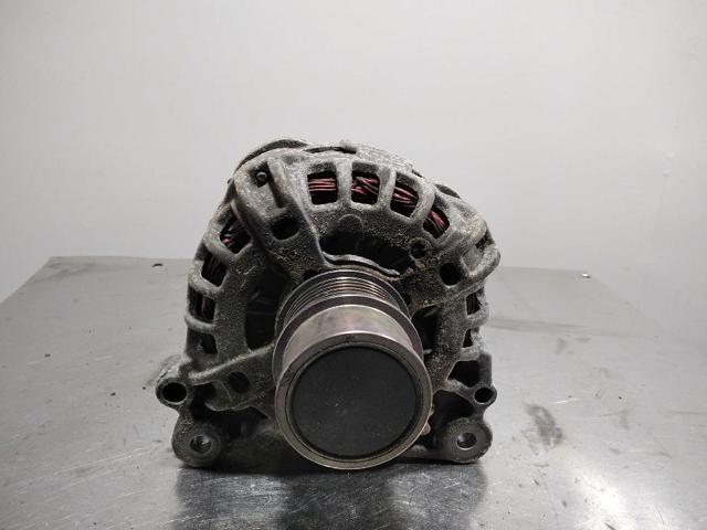 VAG 04E903021M Alternador  en stock Salamanca