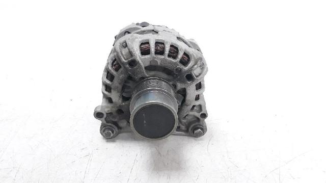 04E903021M Alternador  disponible Málaga