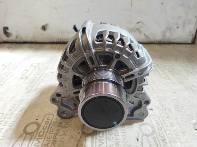 Alternador 04E903021N VAG